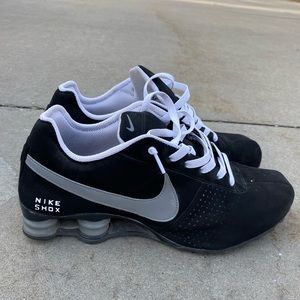 Almost brand new, suede Nike Shox